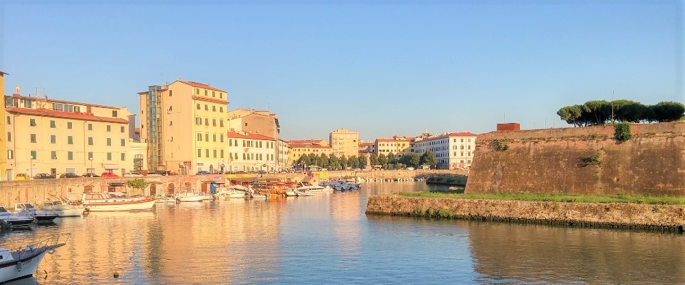 Zakwaterowania studenckie, mieszkania i pokoje do wynajęcia w Livorno 